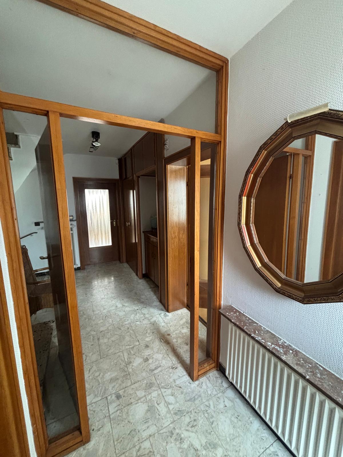 Großzügige Doppelhaushälfte mit Garten in ruhiger Lage